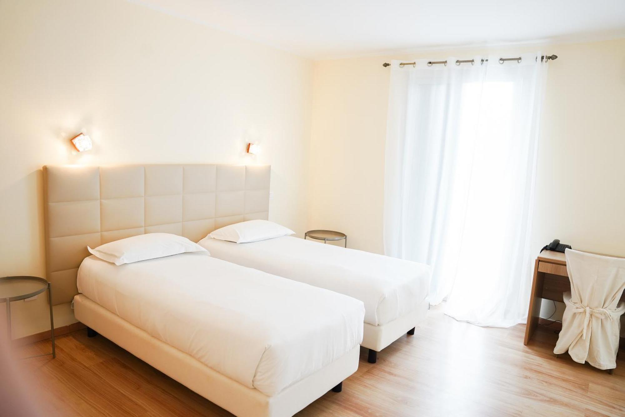 Castellu Hotel Lucciana  Ngoại thất bức ảnh