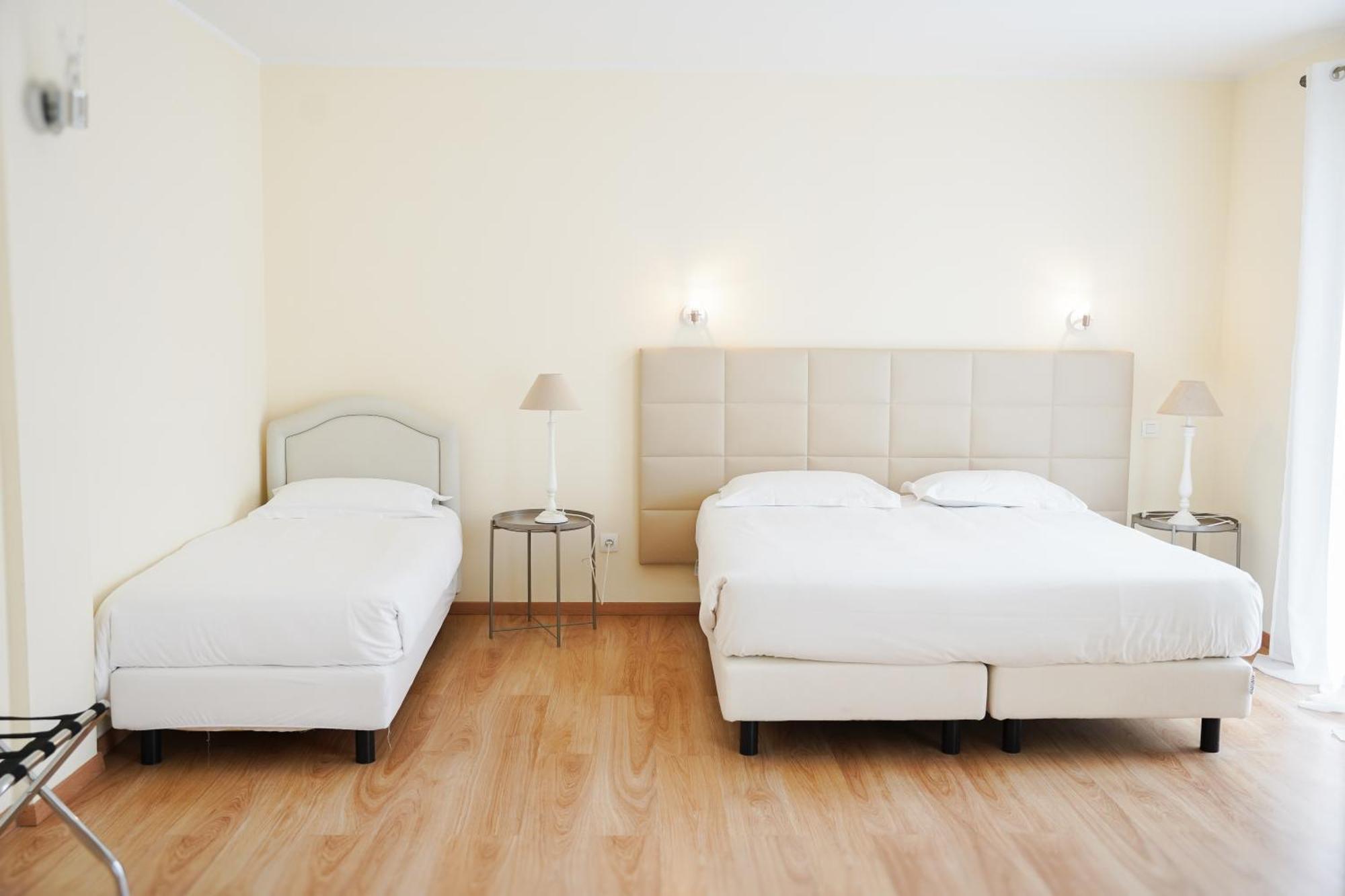 Castellu Hotel Lucciana  Ngoại thất bức ảnh